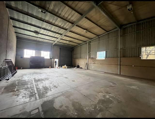 374M² WAREHOUSE TO LET IN KYA SANDS